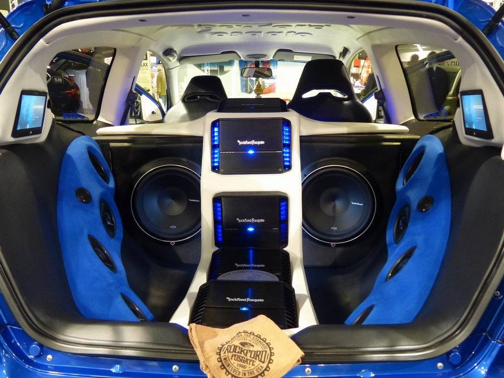 snijder Doen Haarvaten Custom Car Audio – Autoplus Inbouwcenter